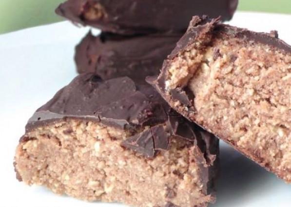 Coconut-Chocolate Protein Bars